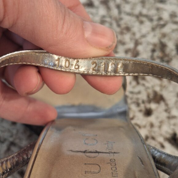 Gucci vintage silver wedge heel sandals size 7B - Picture 8 of 11